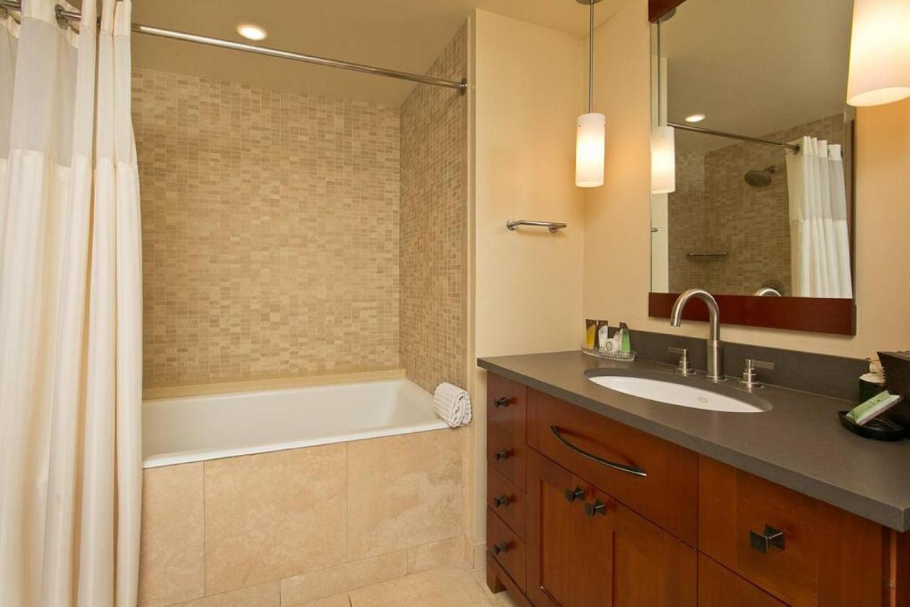 Ko Olina Beach Villas B304 - 3Br Luxury Condo With Stunning Ocean View & 2 Free Parking Kapolei Kültér fotó